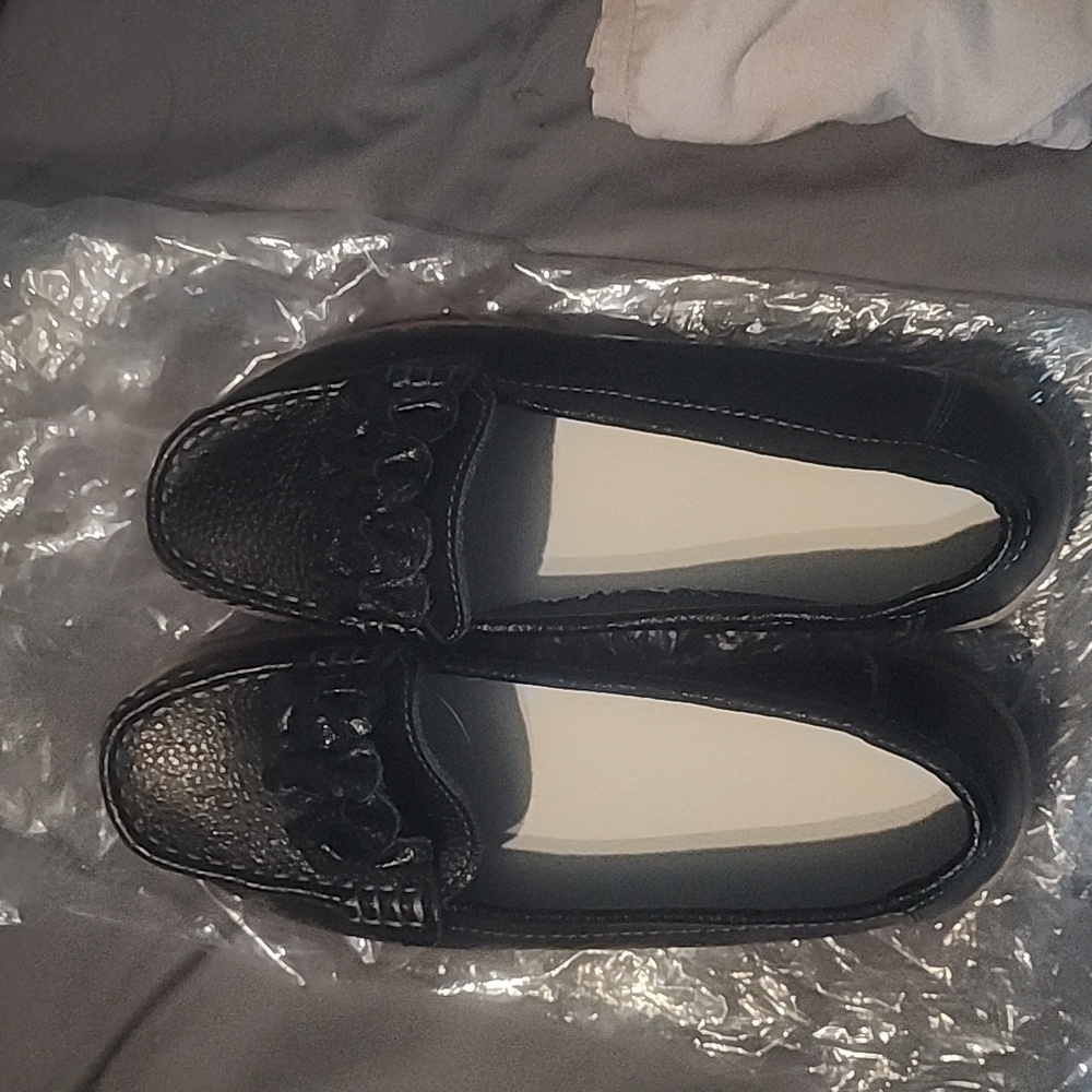Brand new dress shoes,  black